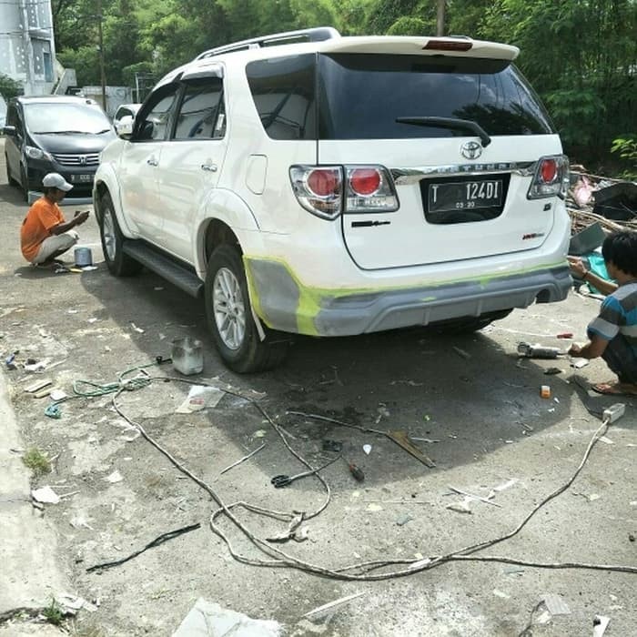 AKSESORIS MOBIL bodykit toyota grand fortuner 2013 trd terbaru