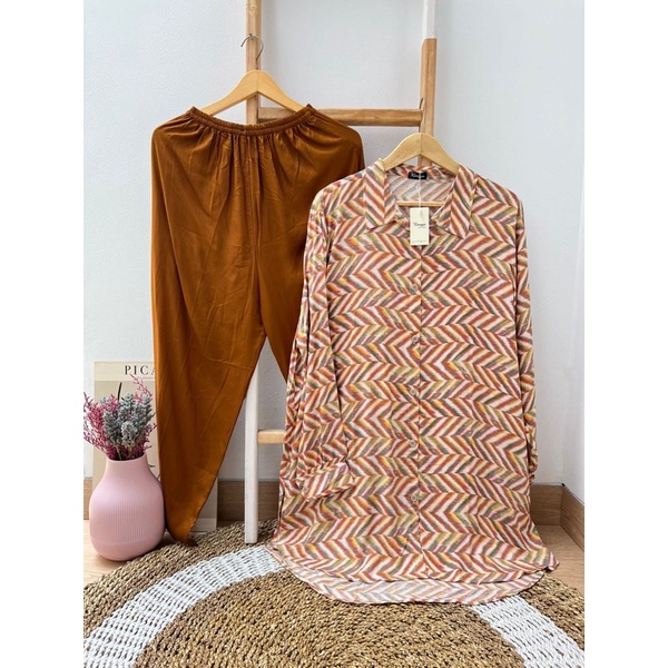 ONE SET AMIRA BY KANAYA