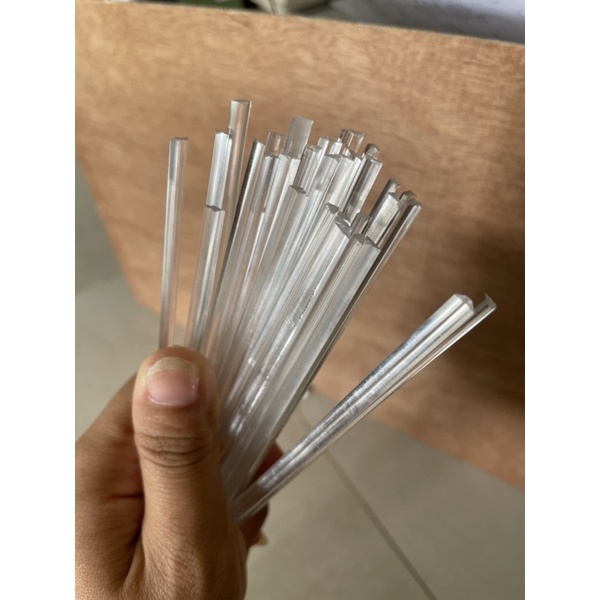 Siku Akrilik segitiga 3mm sudut akrilik