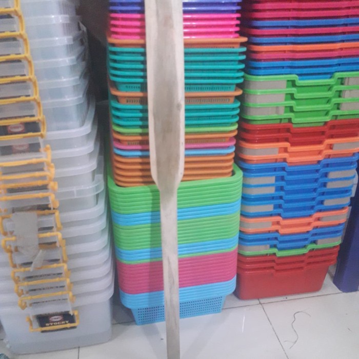 Dayung kayu pengaduk nasi