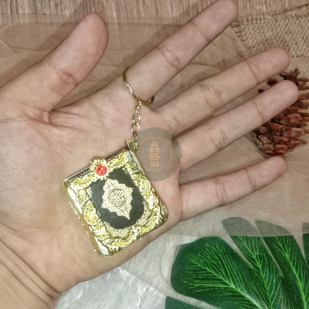 Gantungan Kunci Al-Qur'an Mini Ganci Al-Qur'an Cocok Untuk Souvenir dan Oleh-oleh Haji dan Umroh