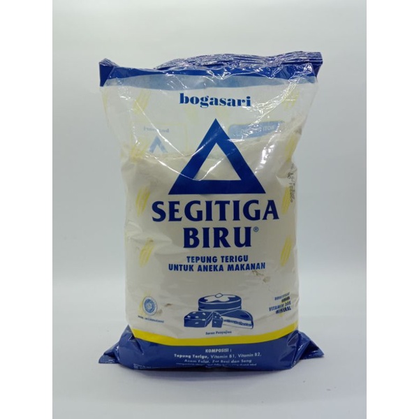 

TEPUNG TERIGU SEGITIGA BIRU (PROTEIN SEDANG) 1KG / CAKRA / LENCANA MERAH 1KG