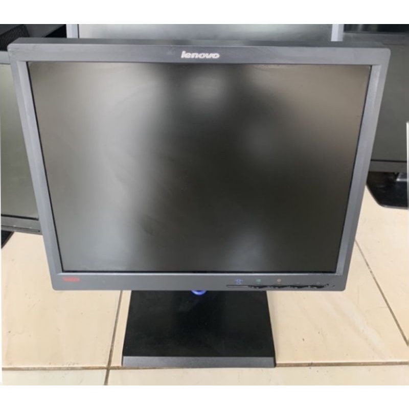 Monitor Komputer LCD Lenovo Thinkvision