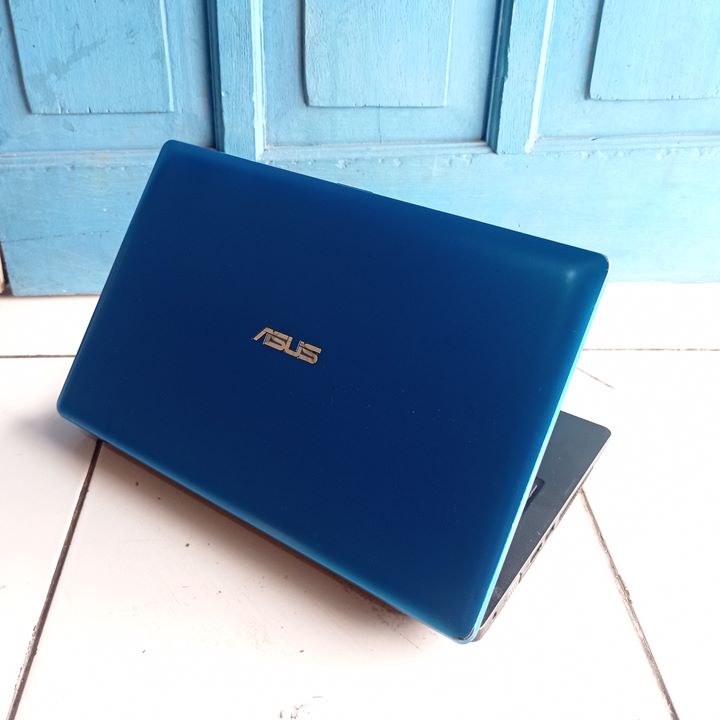 Asus X200CA Slim Biru Hitam Netbook Notebook Second Bekas Tipis Murah RAM Memory 2GB HDD 500GB