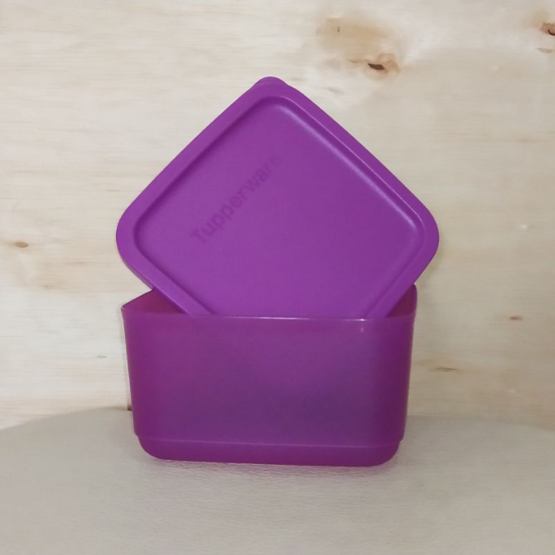tupperware lunch box 650 ml warna ungu