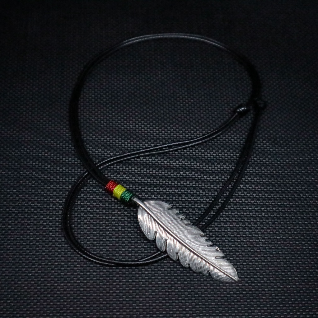 Kalung Pria Wanita Tali Hitam Bandul Liontin Bulu Feather Logam Alloy Rasta Series Adjustable Premium