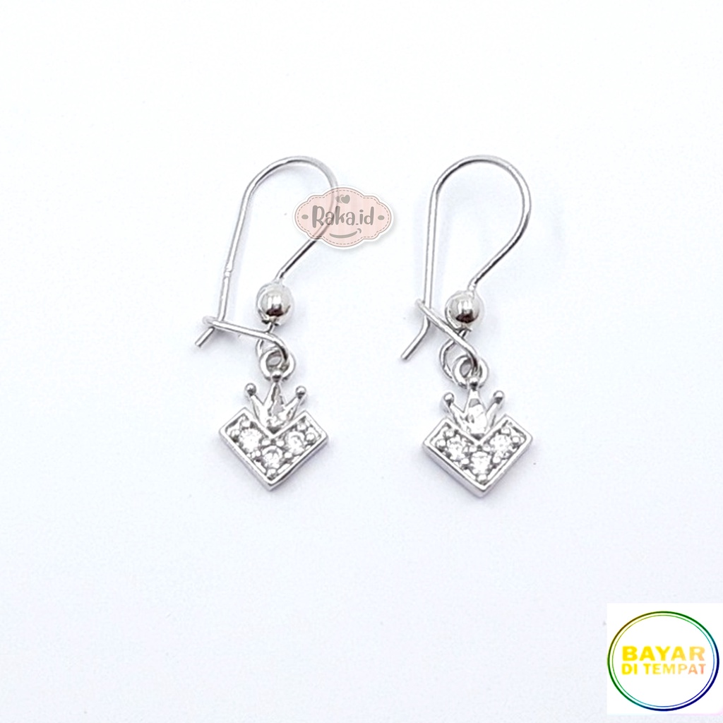 Anting Korea Anting Wanita Anti Karat Motif 3 Mahkota 1190