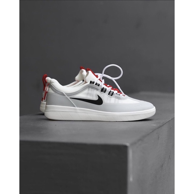 Nike SB Nyjah White Red