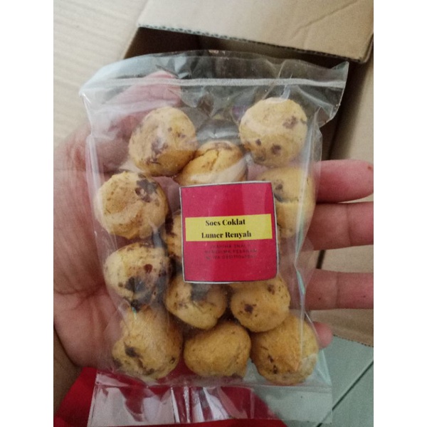 

soes coklat / soes coklat kering / soes coklat mini / roti sus coklat / snack sus coklat