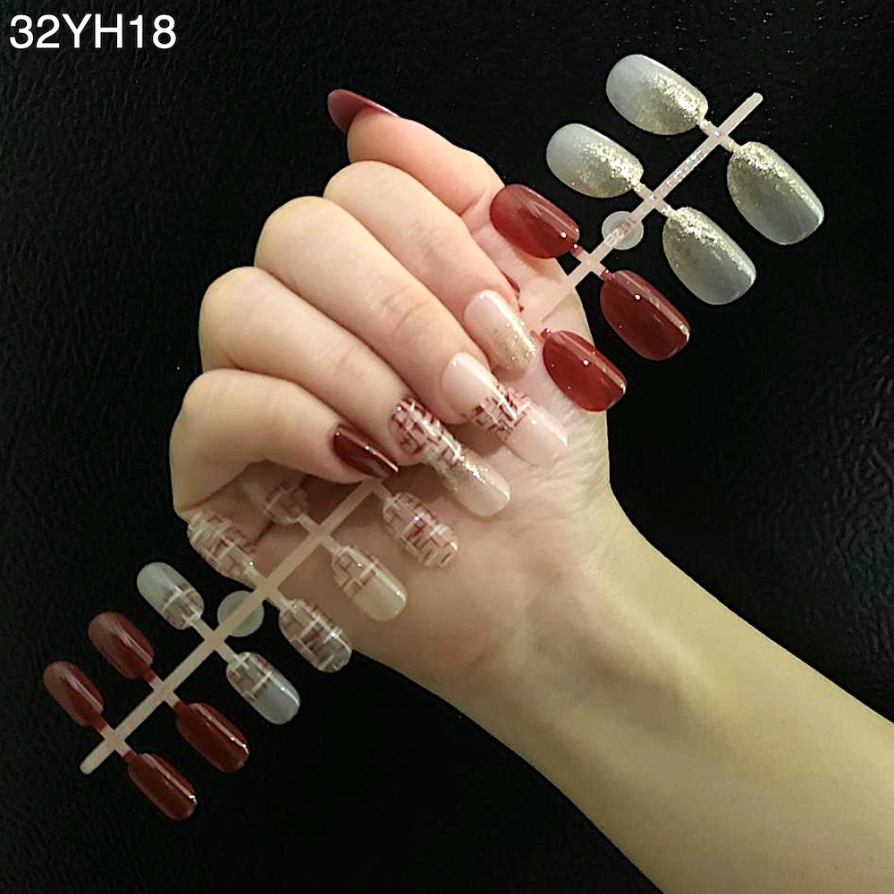 24Pcs Kuku Palsu Murah Motif 32YH18/ Fake Nails Motif Gliter Glossy Nude / Nail Art Kuku Palsu