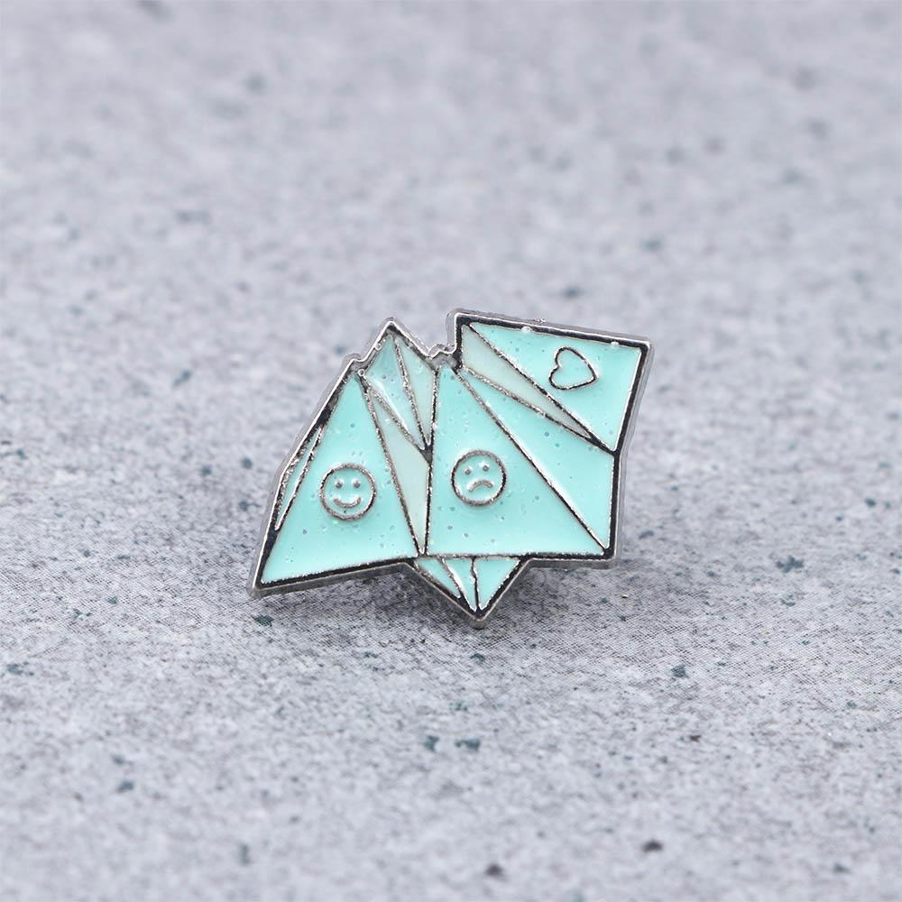 Mxbeauty Bros Kucing Hadiah Lucu Untuk Wanita Pria Aksesoris Perhiasan Kucing Hitam Dan Putih Origam Lencana Pin Enamel Pin