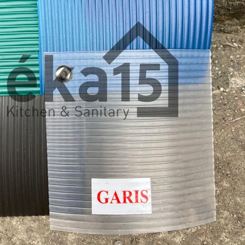 FIBER PENUTUP PAGAR TEBAL MOTIF GARIS / FIBER PAGAR PLASTIK METERAN - Black, Tebal 0.6