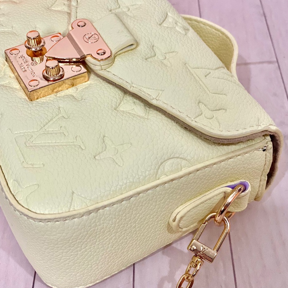 Tas Wanita  Micro Bag Chained Strap 6663 ( Free Kantong kain+BubbleWrap+DalamSuedee+Noseri)