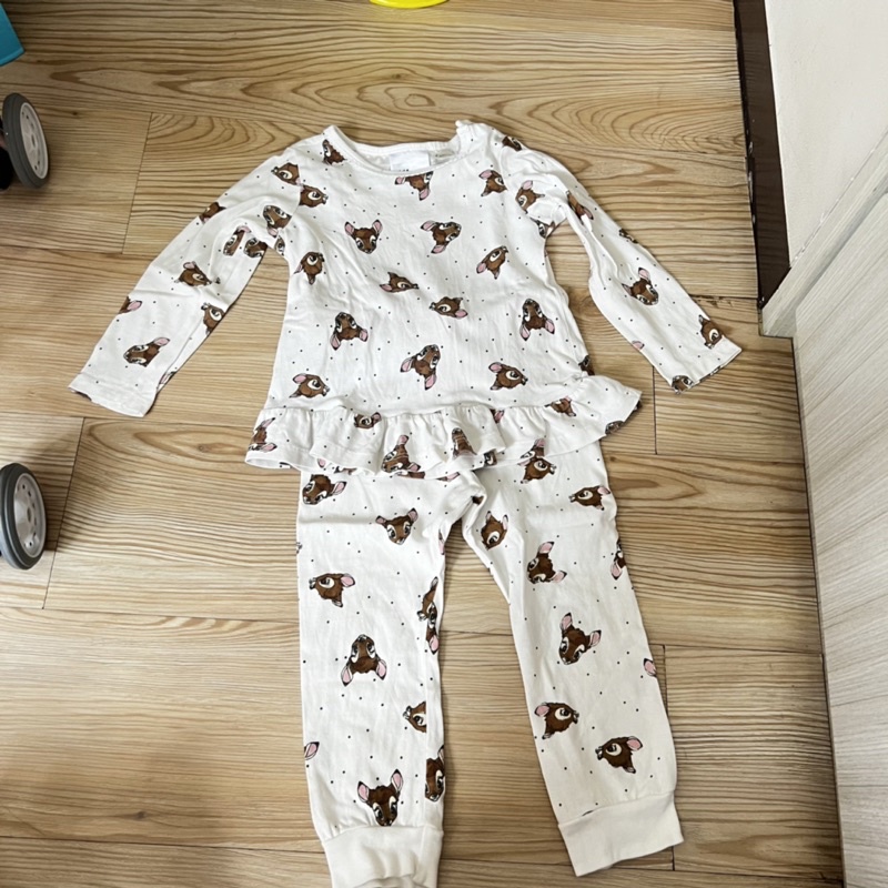 SET BAJU TIDUR H&M DISNEY