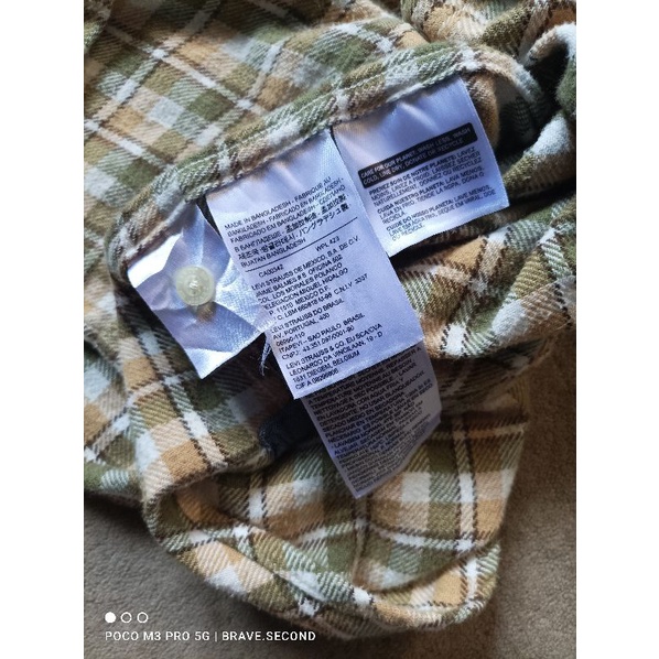 kemeja levis kancing batu size L