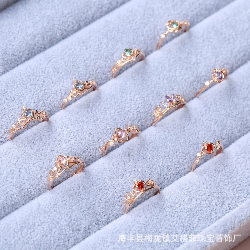 Cincin Desain Hello Kitty Warna Rose Gold Untuk Wanita