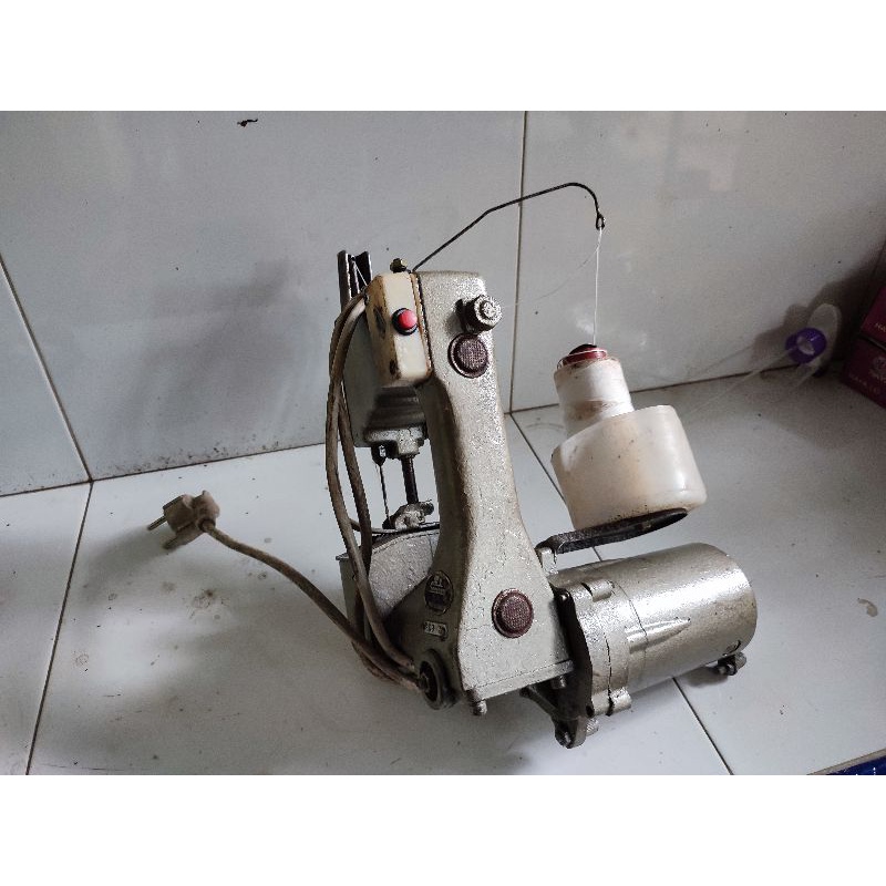 MESIN JAHIT KARUNG MERK Flyingman