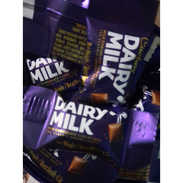 

Cadburry Dairy Milk Chocolate Mini 4,5 gr Coklat Satuan