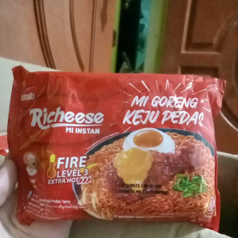 

Mie goreng Richeese