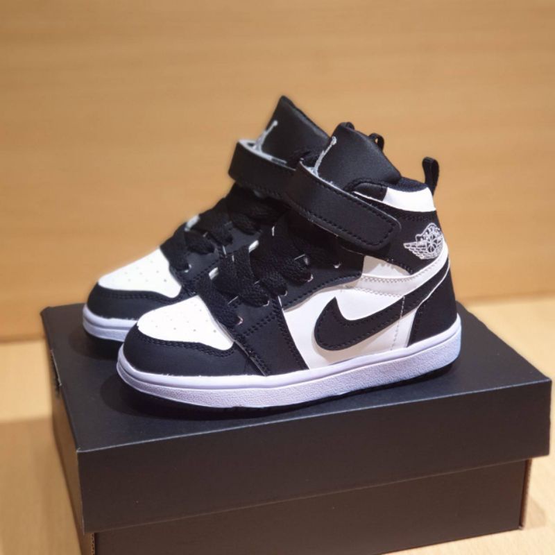 SEPATU JORDAN ANAK HITAM SEPATU ANAK SEKOLAH SEPATU NIKE ANAK HITAM LAKI LAKI