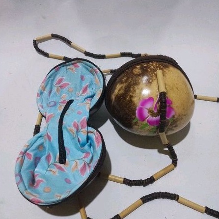 tas batok kelapa