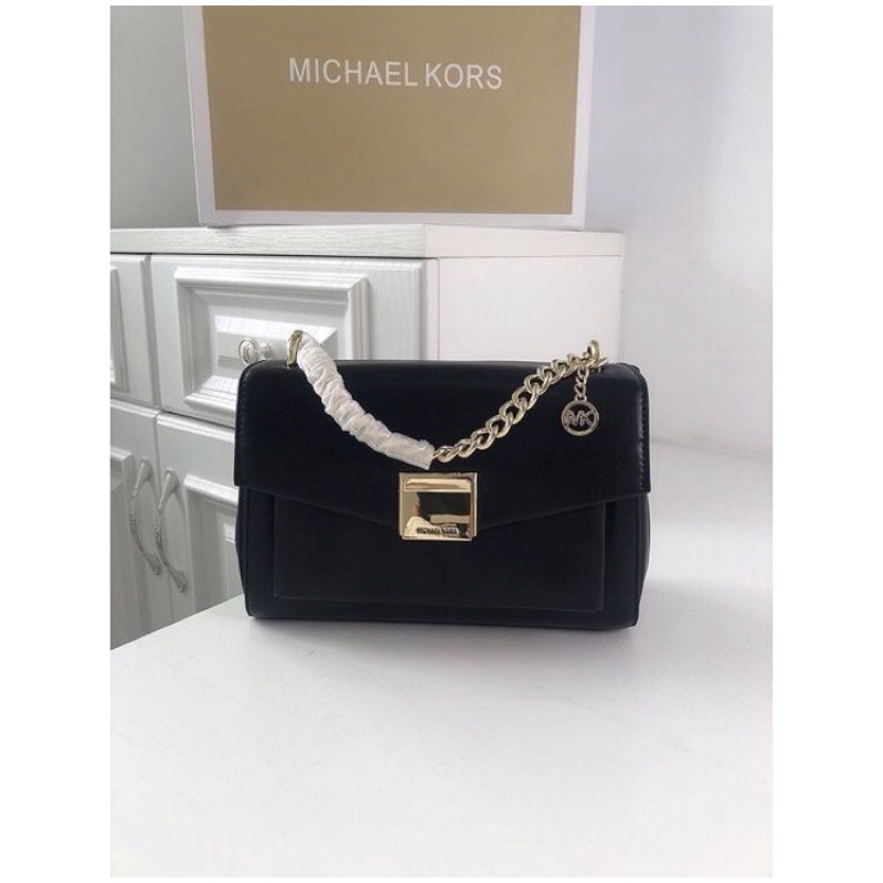 MK type F8851 CARMEN Shoulder Bag