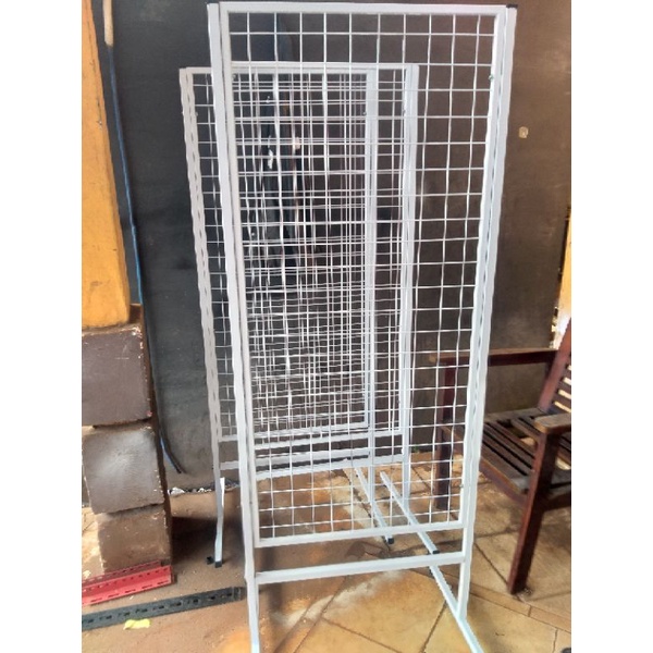 Ram Mando kaki Bahan Besi