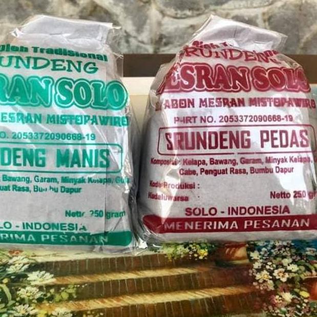 

10.10 STOK READY Serundeng Mesran Solo Manis / Pedas 250g !!