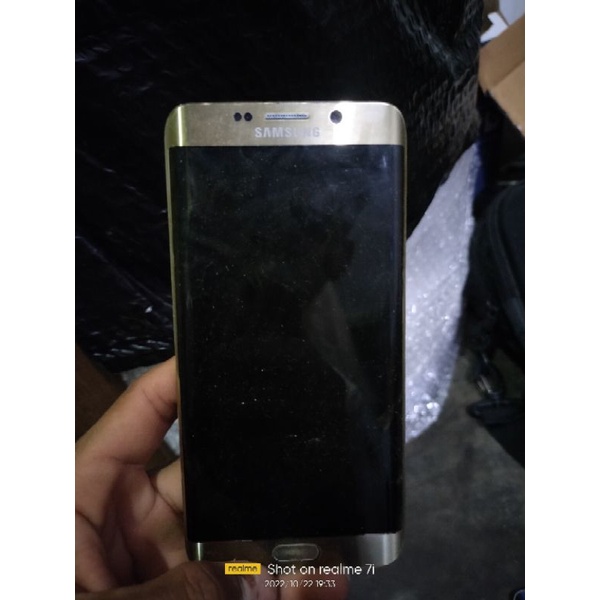 Samsung S6 Edge Plus minus