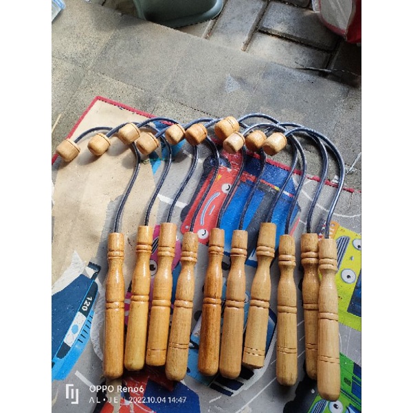 alat pijat kayu / gantolan pijat tradisional / pijatan kayu