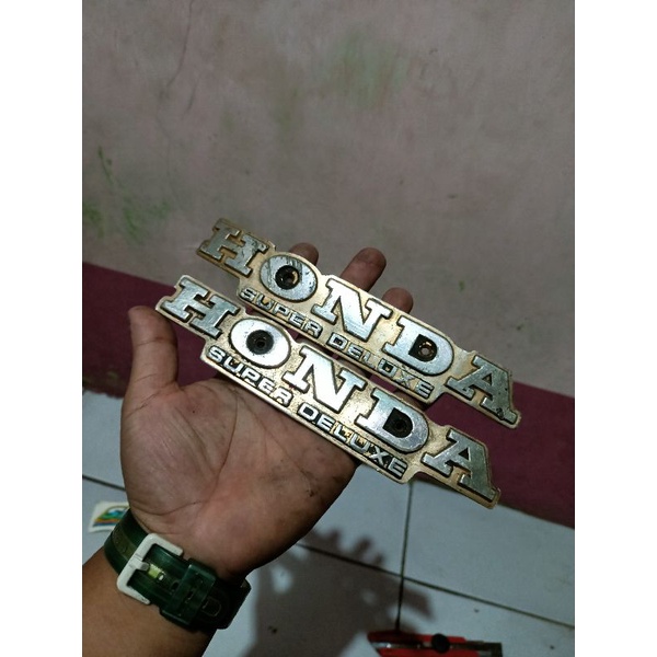 Emblem tangki gl100 original copotan