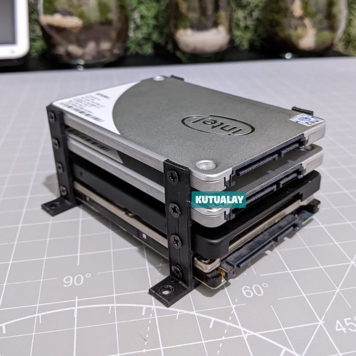 Stand SSD / HDD 2.5’’ 4 Susun 2 Susun Mount Bracket Dudukan Rak Hardisk