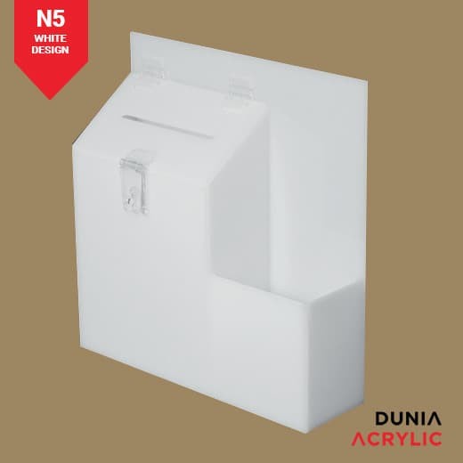 

Exclusive Kotak Amal / Kotak Saran / Kota Kepuasan / Charity Box / Box Acrylic