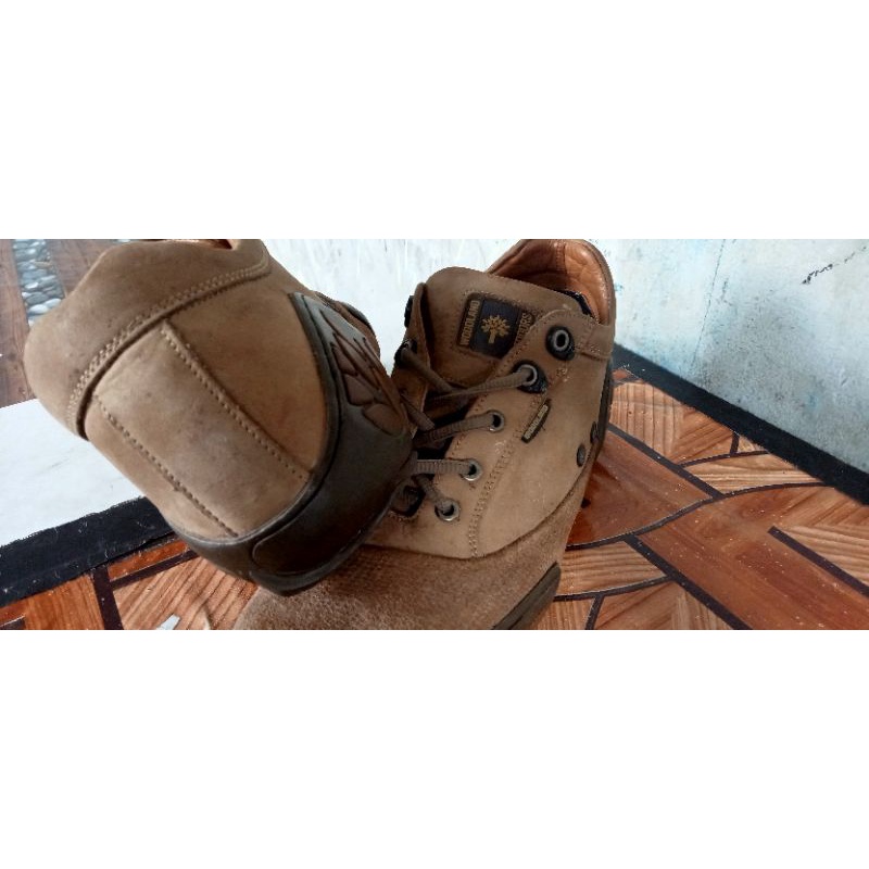 sepatu woodland outdoors second/bekas original kulit asli size 41/42