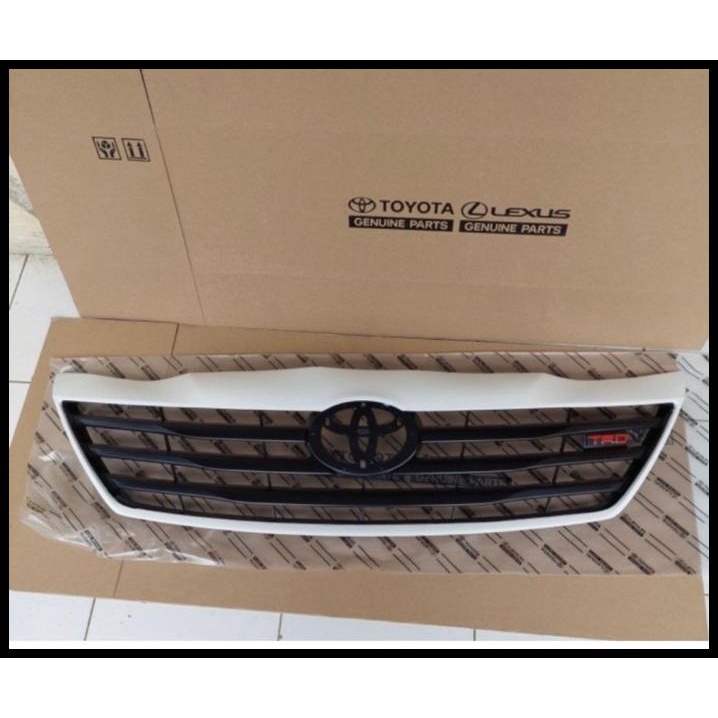 Grill Fortuner Vnt Model Trd 2012-2015 Original