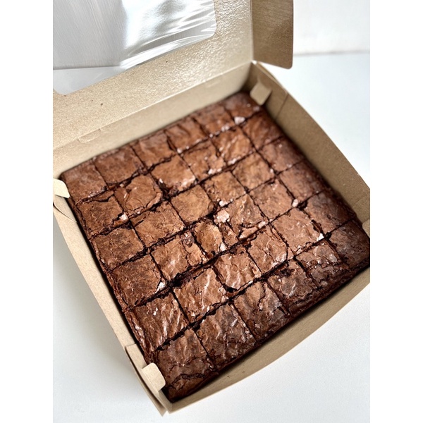 

Signature Classic Brownie by @bakedandbites_id (Mohon Baca Description Box)