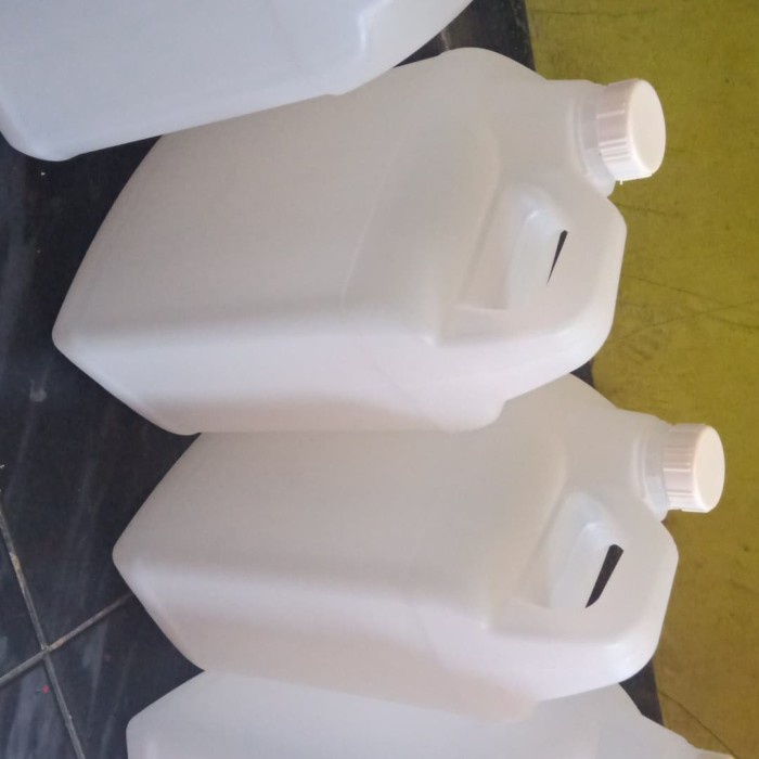 jerigen 5 liter Bekas ( bersih)