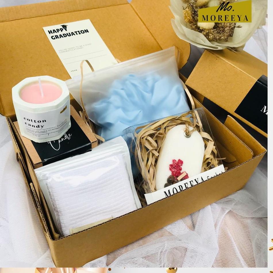 

Kejutan Spesial Hampers Murah | Hampers mini | Giftset murah by Moreeya