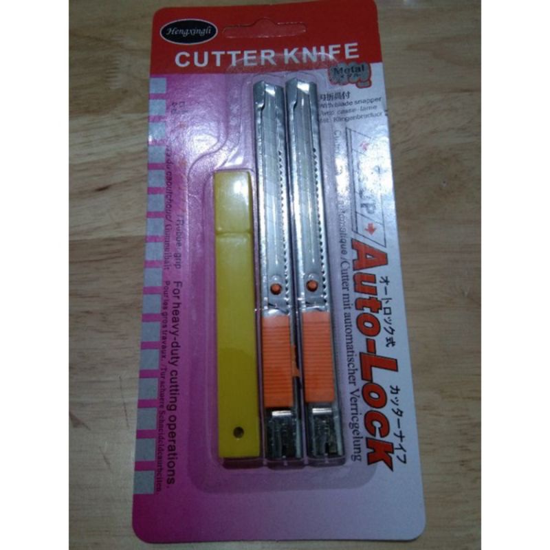 

Pisau Cutter silet Kecil tajam Set Isi 2 Pcs + Mata Pisau Silet Cutter
