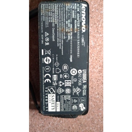 charger lenovo original bawaan laptop
