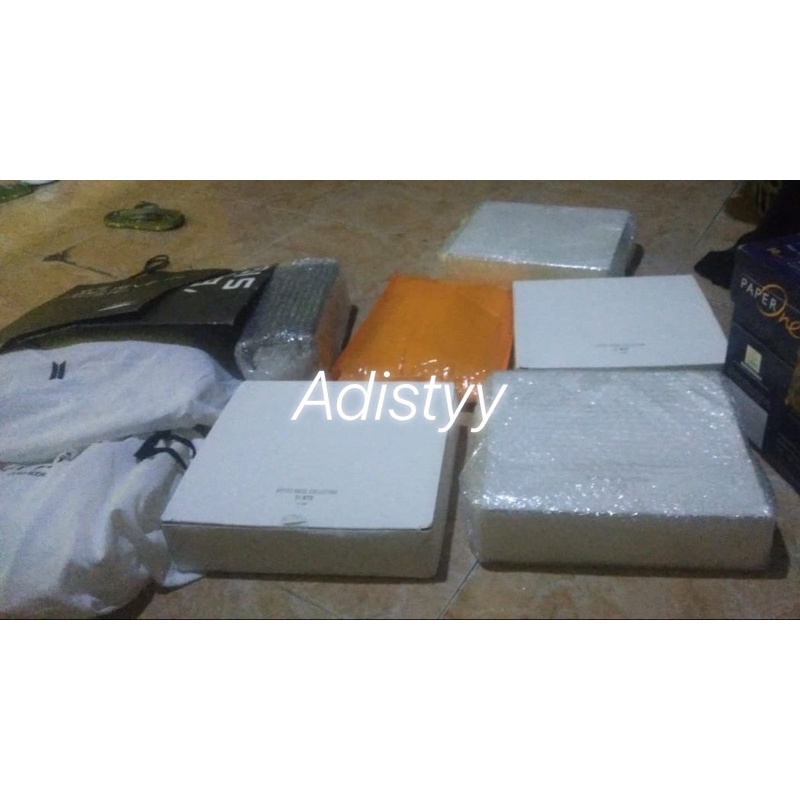 HANDCARRY JASTIP MERCH YET TO COME BUSAN