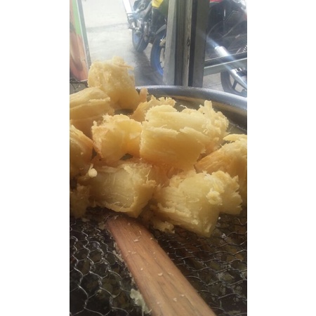 

SINGKONG GORENG MELEPUH