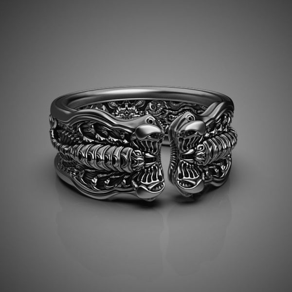 Cincin Model Terbuka Bahan Stainless Steel Lapis Silver Desain Scorpion Rock Adjustable Untuk Pria