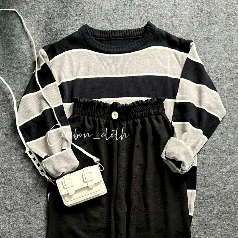 ONE SET SWEATER KEILA (Cirebon Cloth)-Keila +Kancing Black