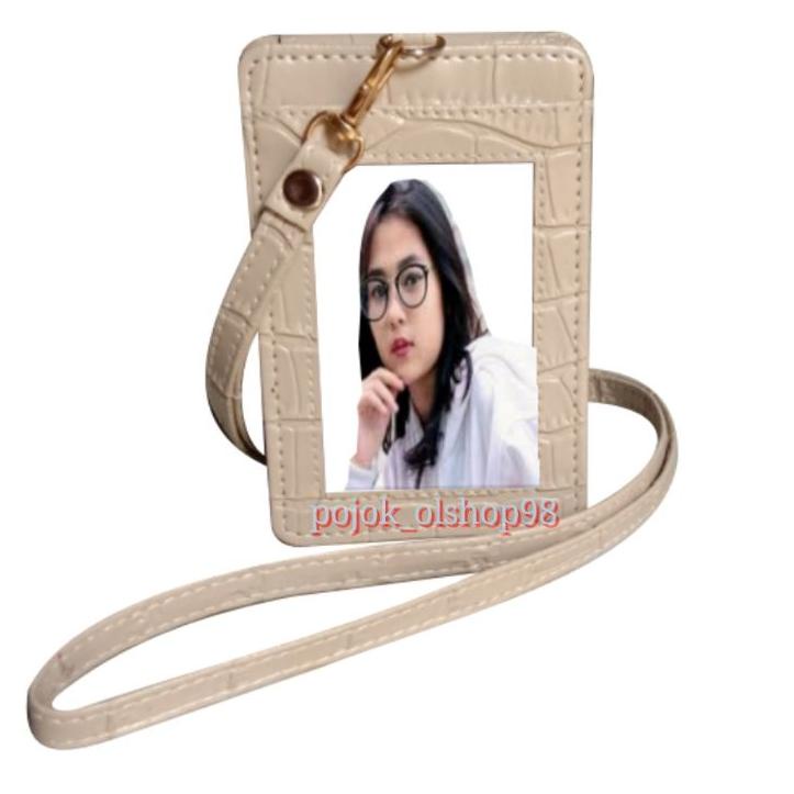 

Bagus Dipakai.. Name tag lanyard+Cermin Id Card Holder