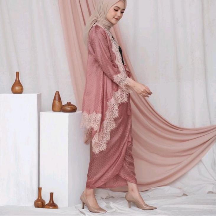 Chekout NAGITA/AIRA OUTER LACE