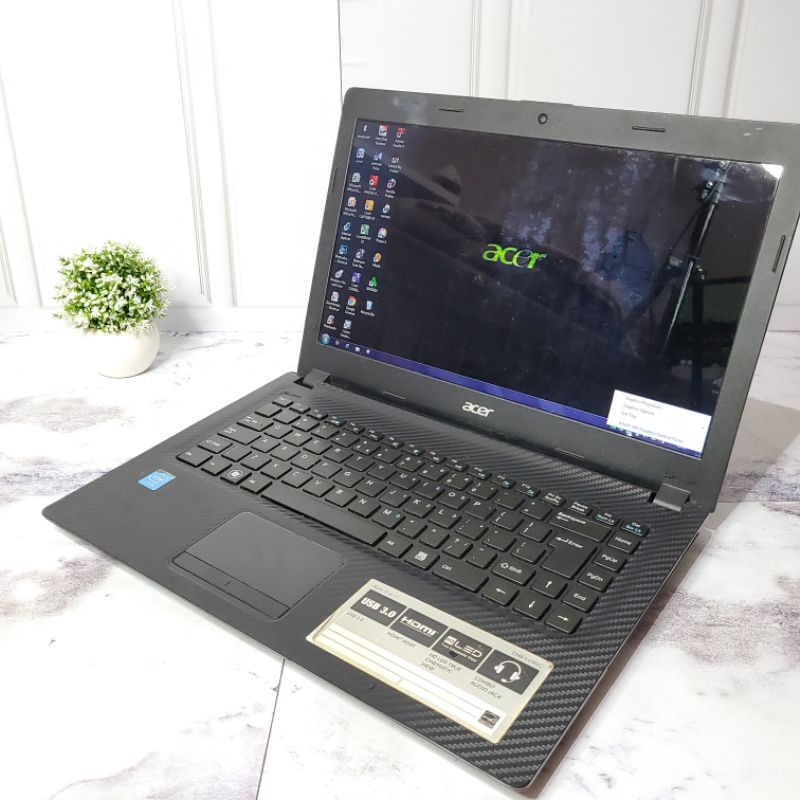 LAPTOP ACER Z2401 SIAP DARING NO MINUS