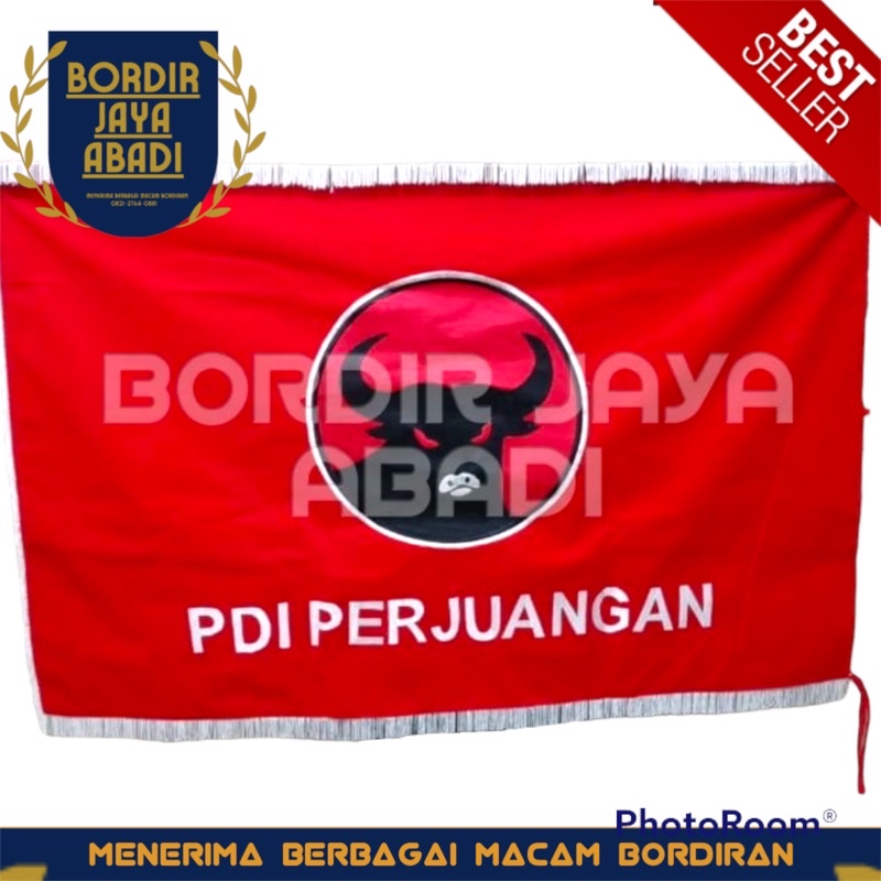 Bendera Pataka PDI Perjuangan
