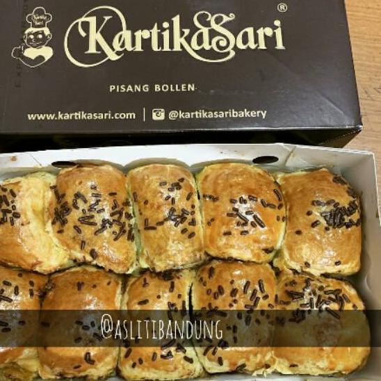 

✨New✨ Kartika Sari Bolen Mini Pisang Bolen Asli Ti Bandung Oleh Oleh Bandung Favorit by aslitibandung serbuuu !