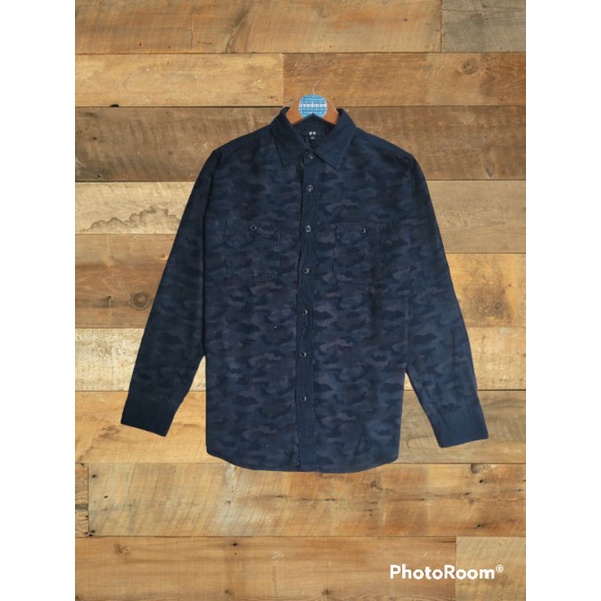 KEMEJA FLANNEL UNIQLO SECOND KEMEJA CAMO